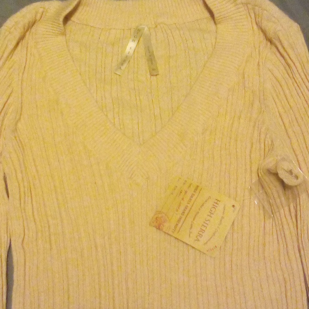 This is a brand new long sleeve high Sierra shirt.